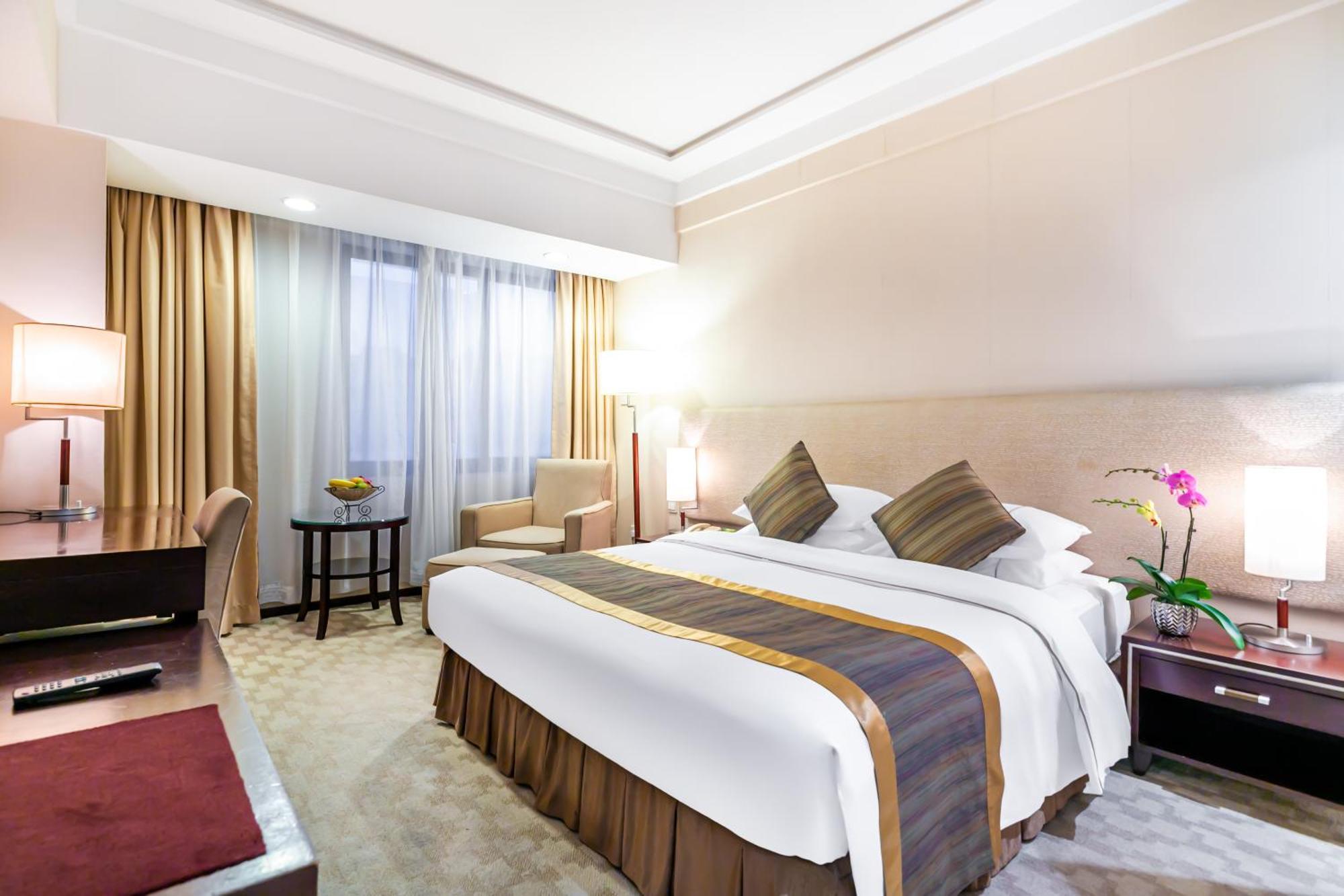 Guangdong Victory Hotel -Shamian Island Гуанджоу Екстериор снимка