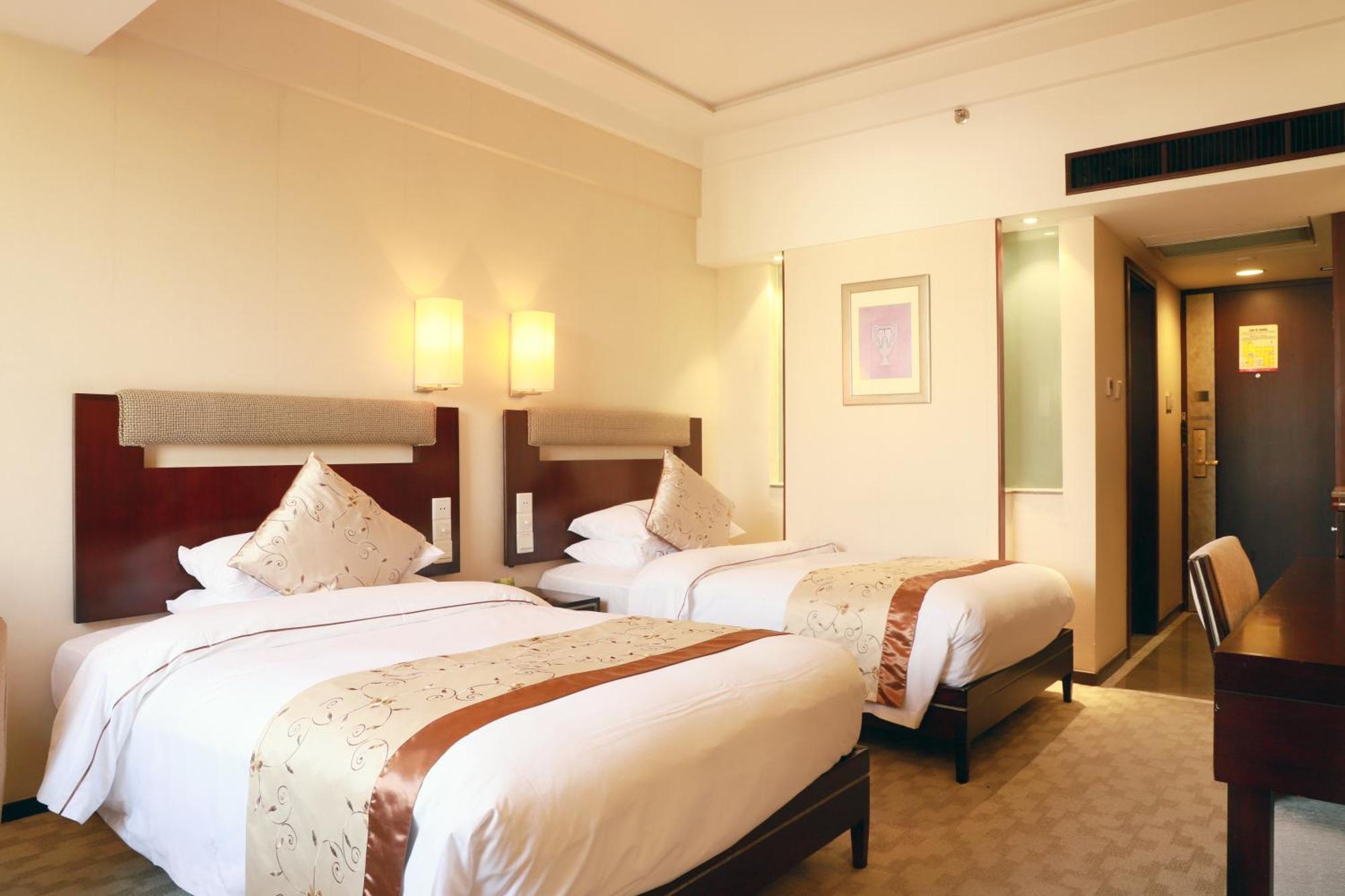 Guangdong Victory Hotel -Shamian Island Гуанджоу Екстериор снимка